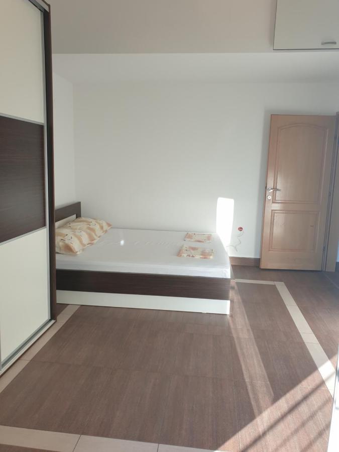 Apartments Seafront Villa PUY 외부 사진