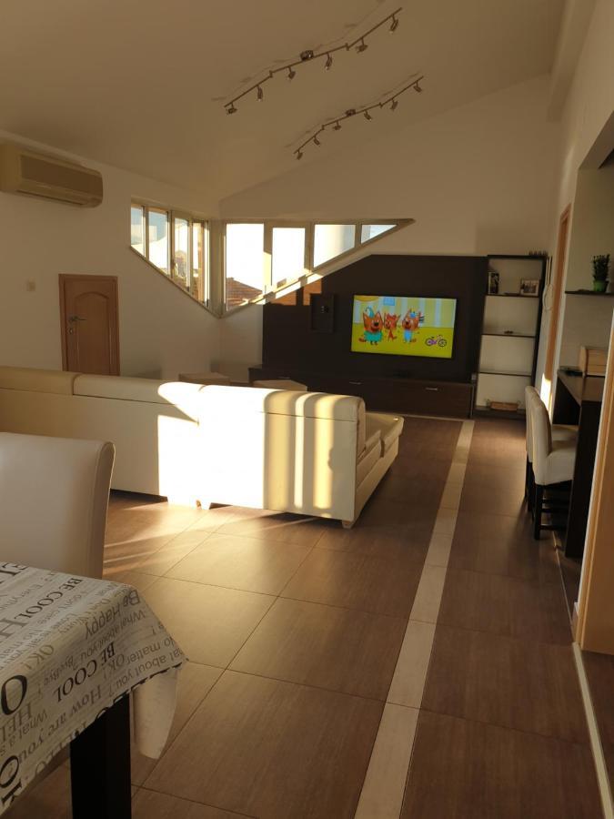 Apartments Seafront Villa PUY 외부 사진