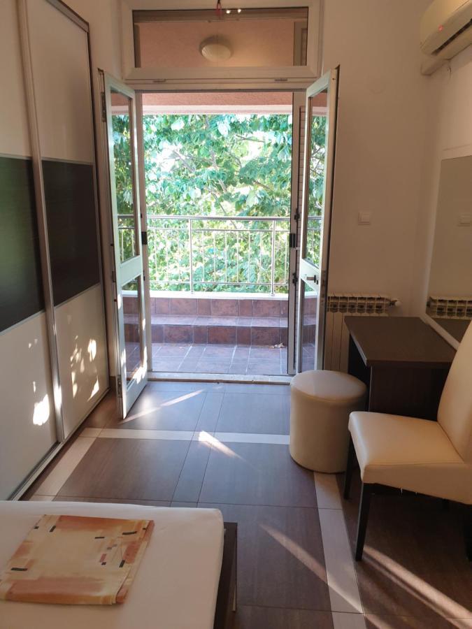 Apartments Seafront Villa PUY 외부 사진