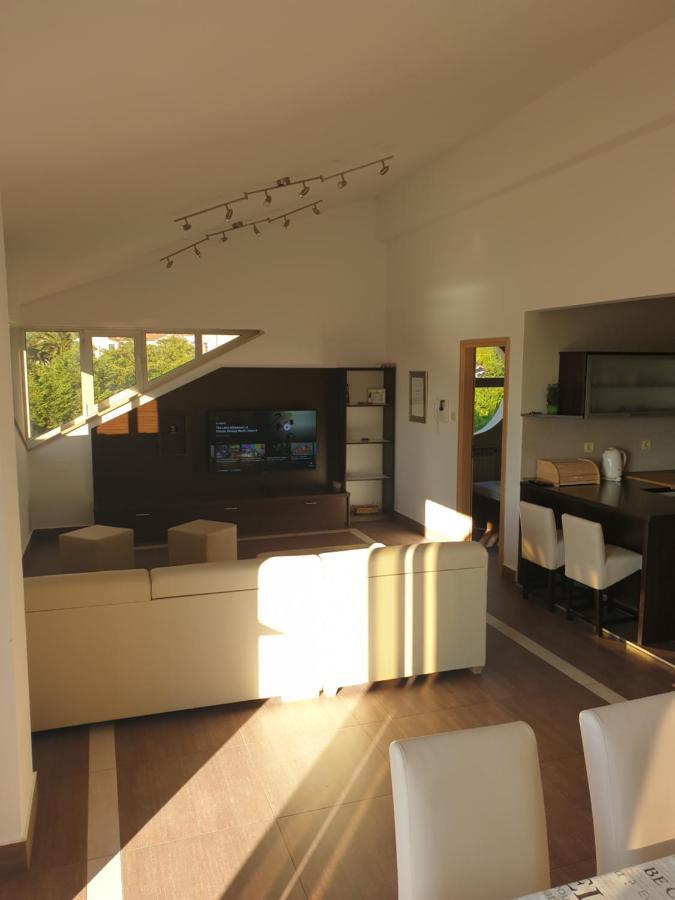 Apartments Seafront Villa PUY 외부 사진