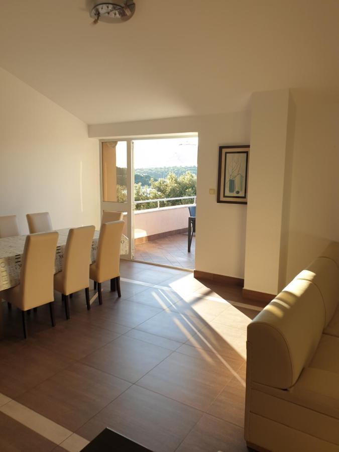 Apartments Seafront Villa PUY 외부 사진